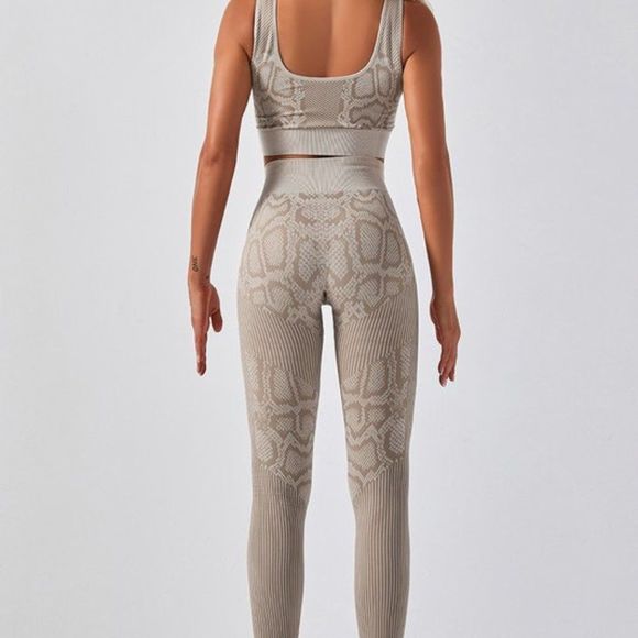 Women's High Quality Viper Snake Print Crop Tank & Legging 2Pc Yoga Size Small - Picture 6 of 11